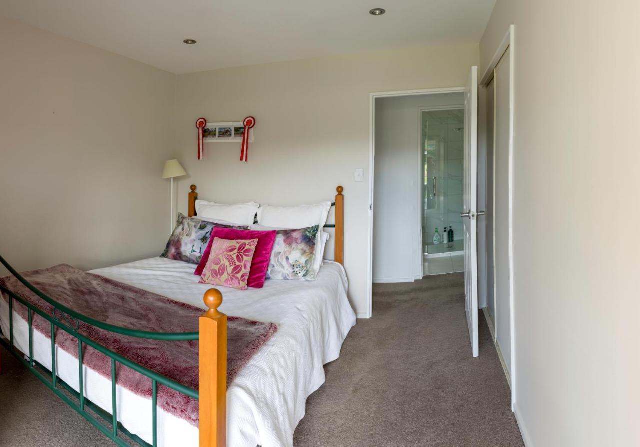 Gem Bed And Breakfast Christchurch Bagian luar foto