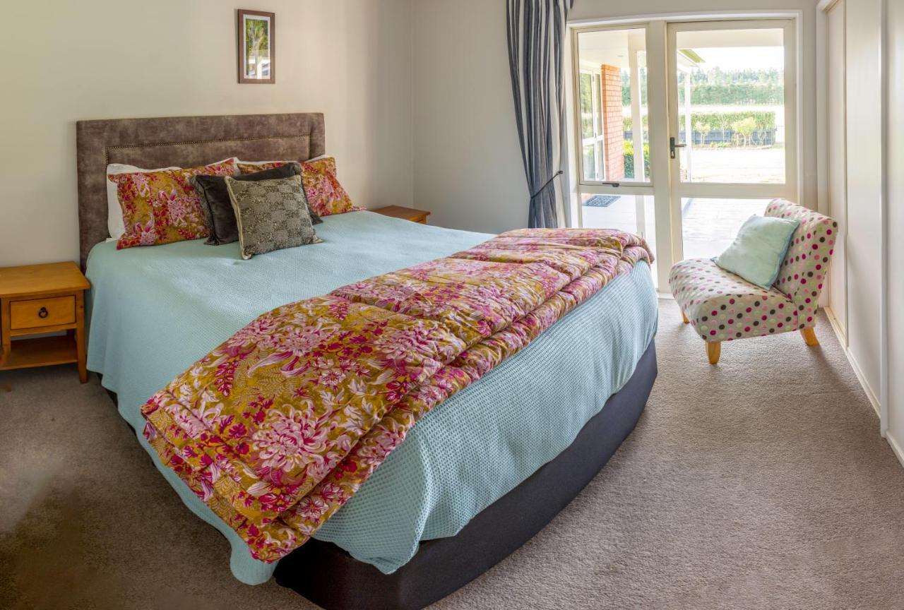 Gem Bed And Breakfast Christchurch Bagian luar foto